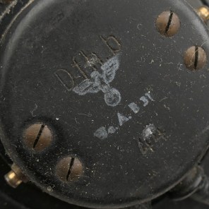 32599 (10)